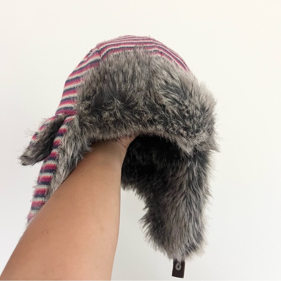 REI Girls Stripe Knit Trapper Pink Fur Lined Beanie Winter Hat Covered Ears 7-14 - Picture 5 of 7